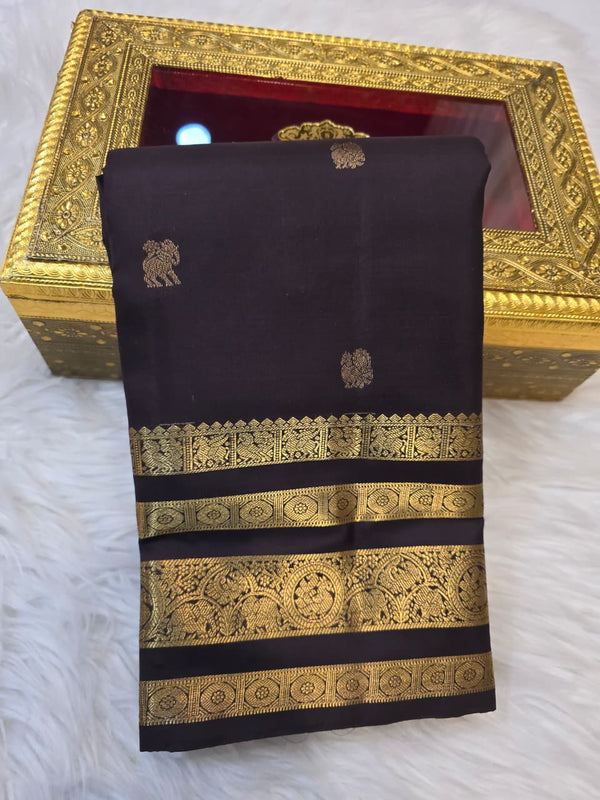 Kanchi Koravai Border - Varam