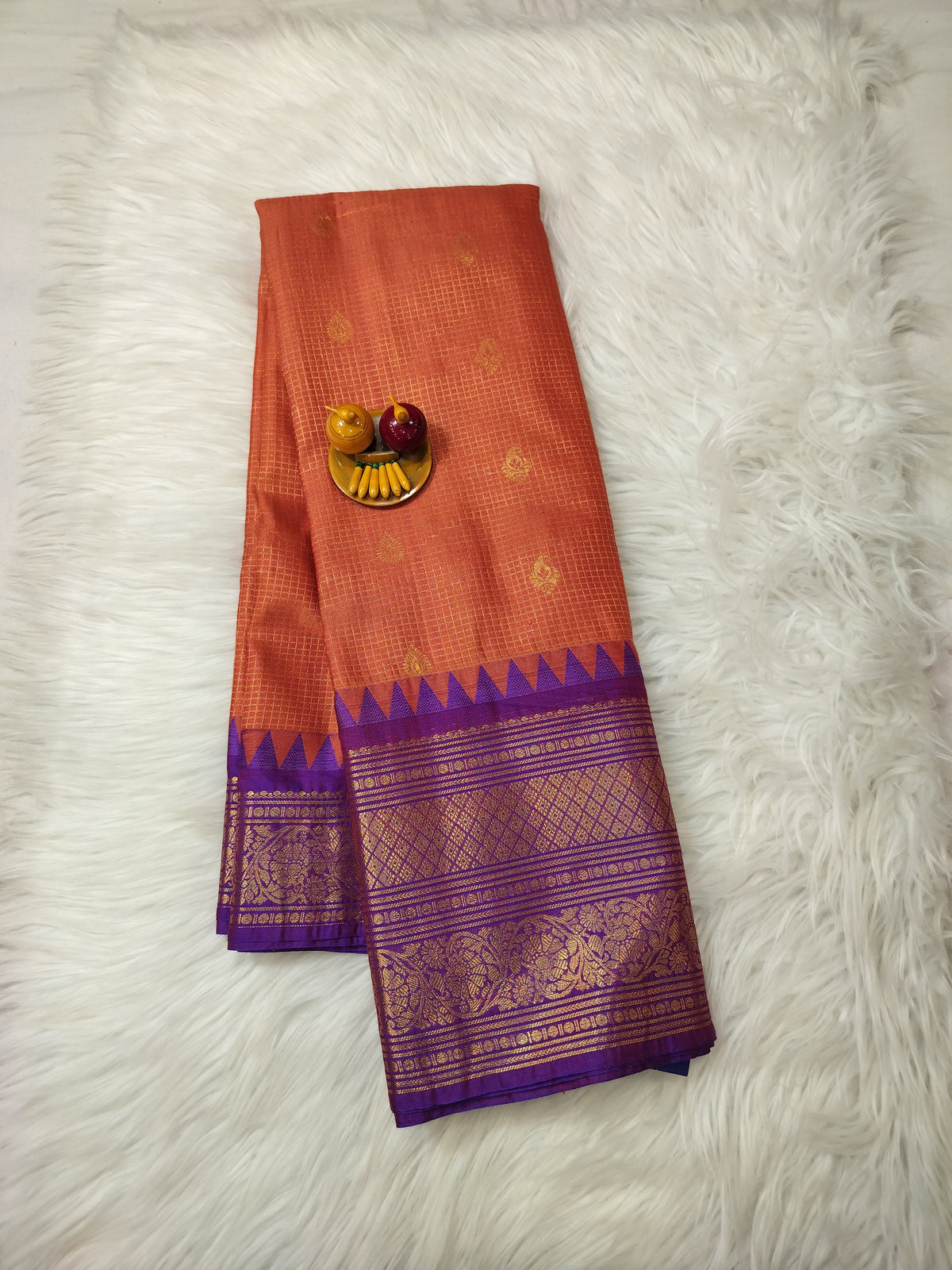 GC16Vintage Gadwal check sarees(orange)