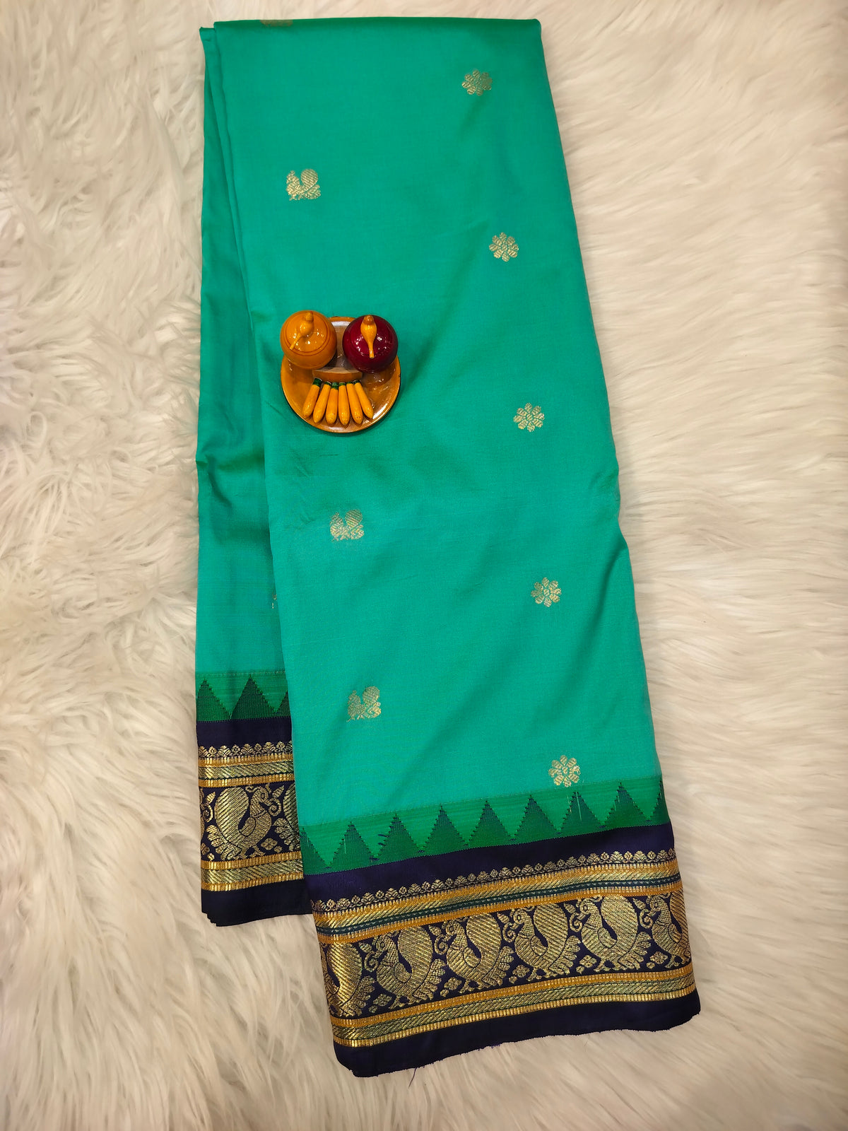 Dasara Vintage Gadwal small boarder