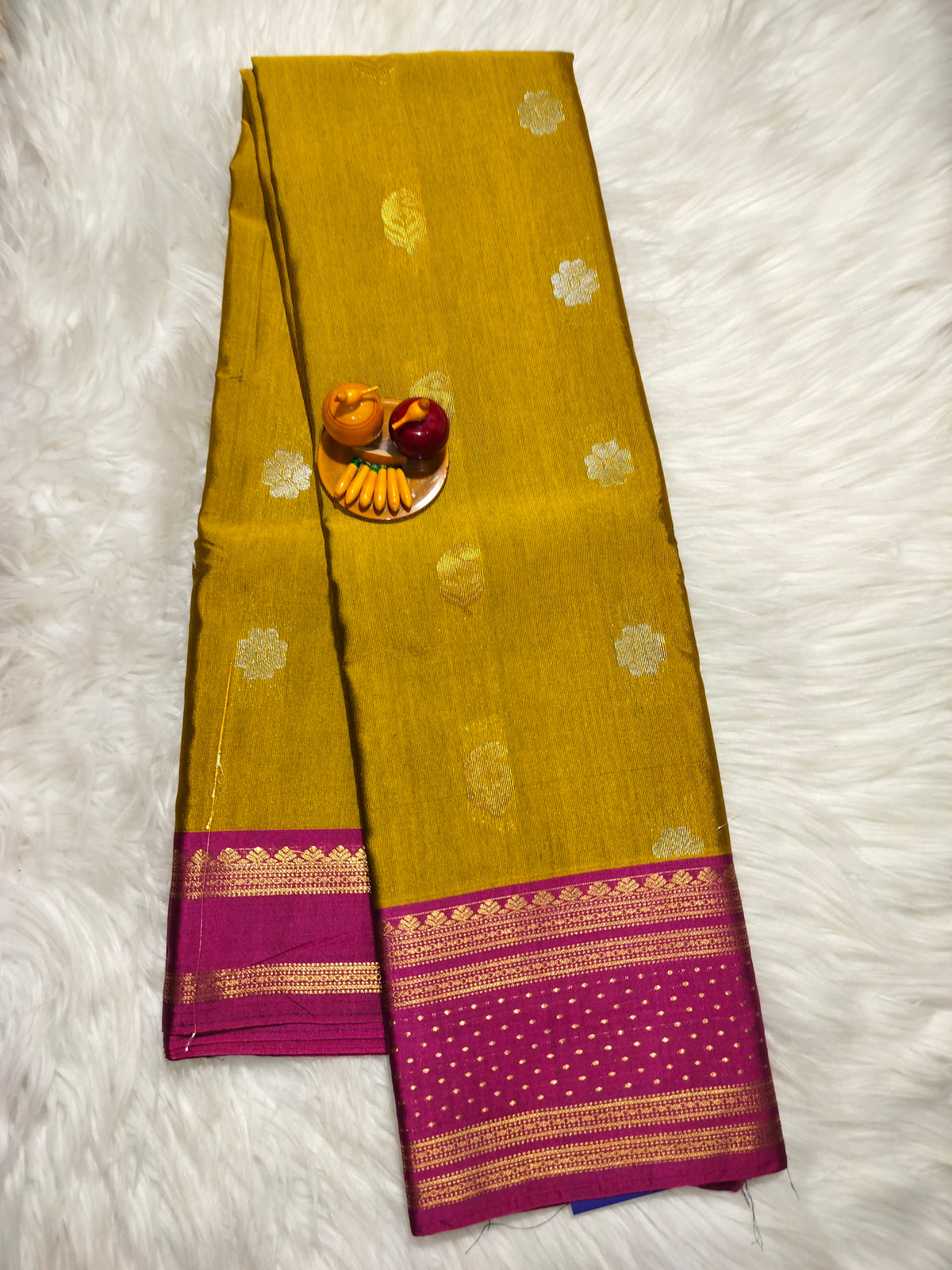 Dasara Vintage Gadwal sarees