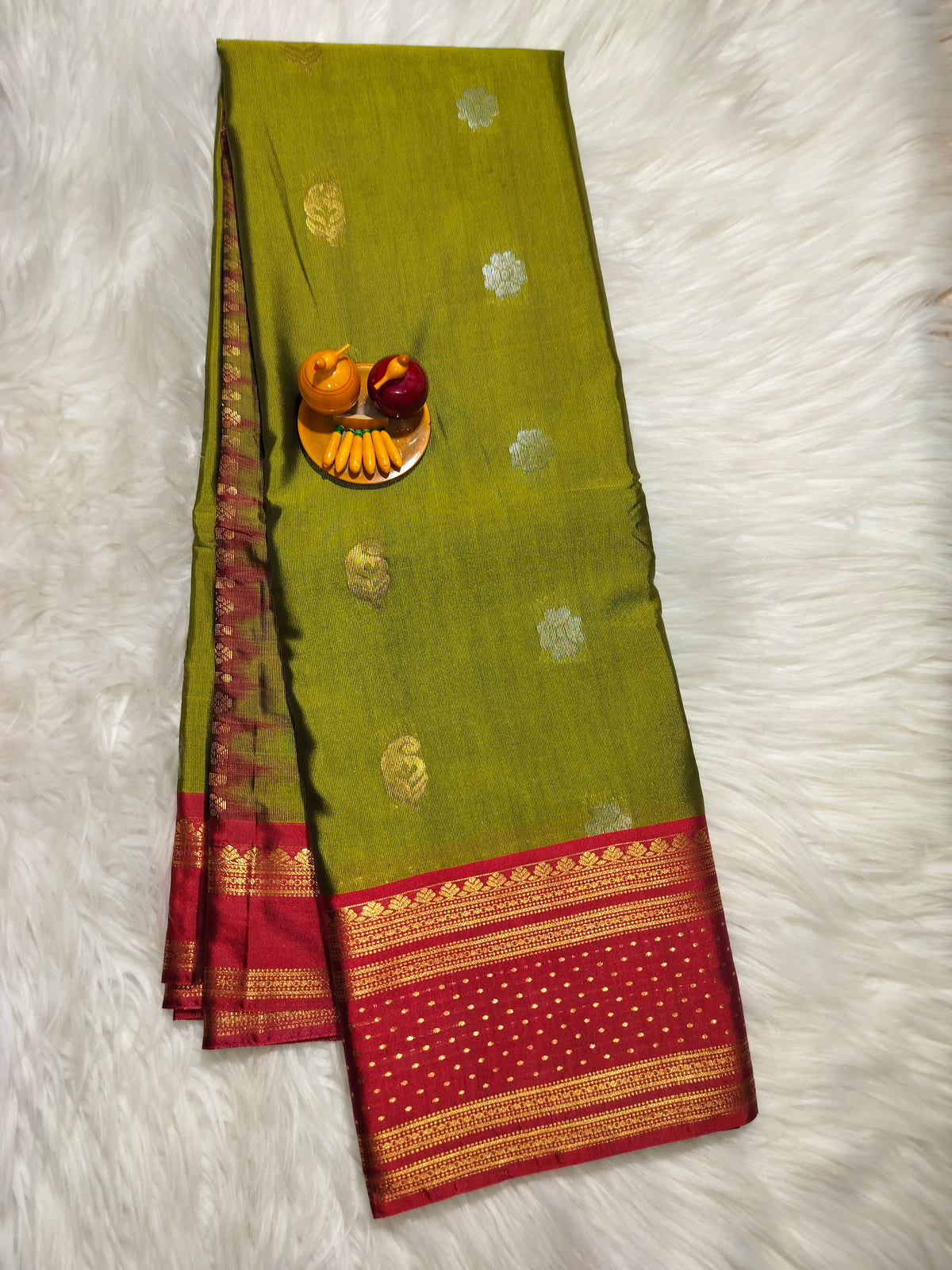 Dasara Vintage Gadwal sarees