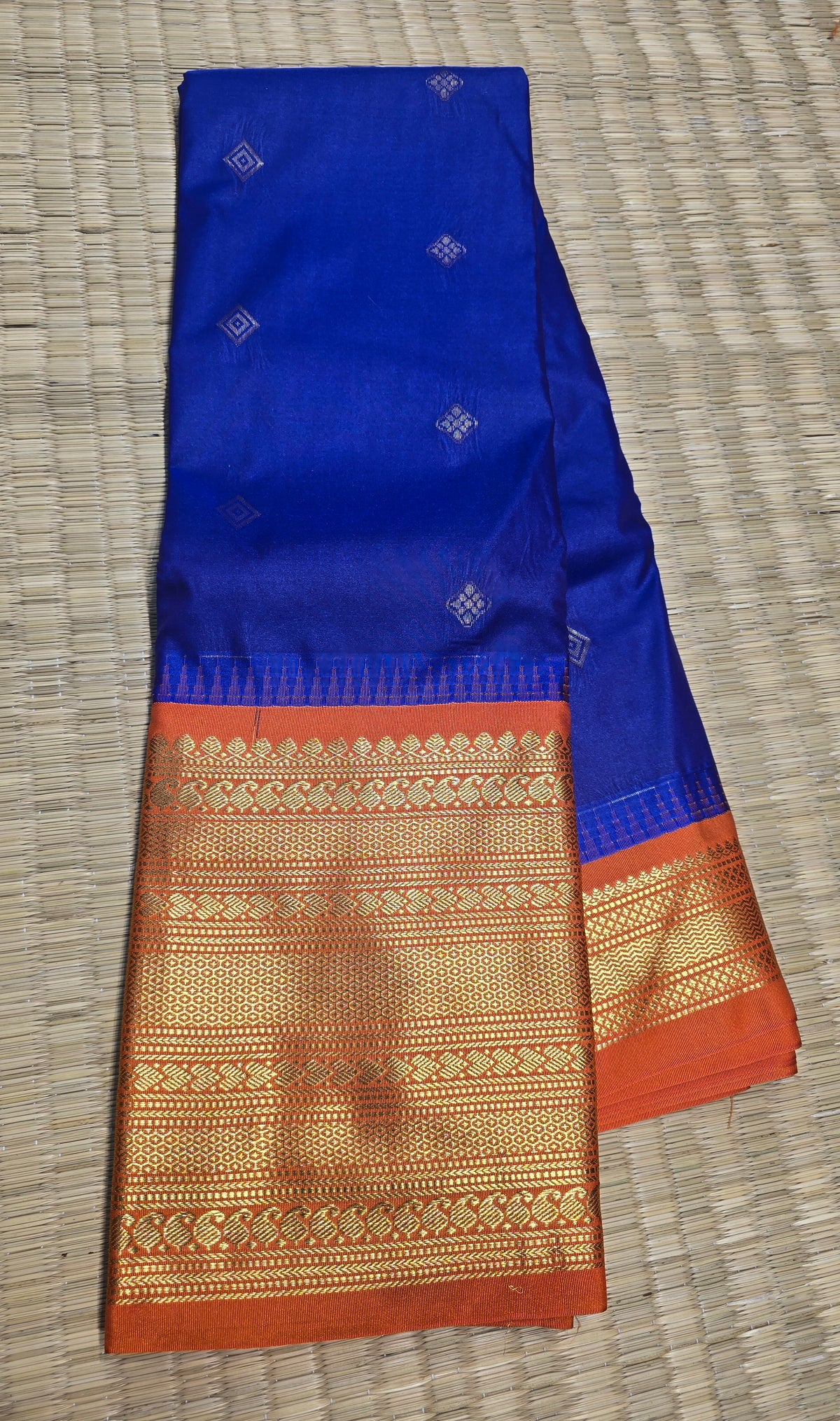 Devi Rich gadwal sarees