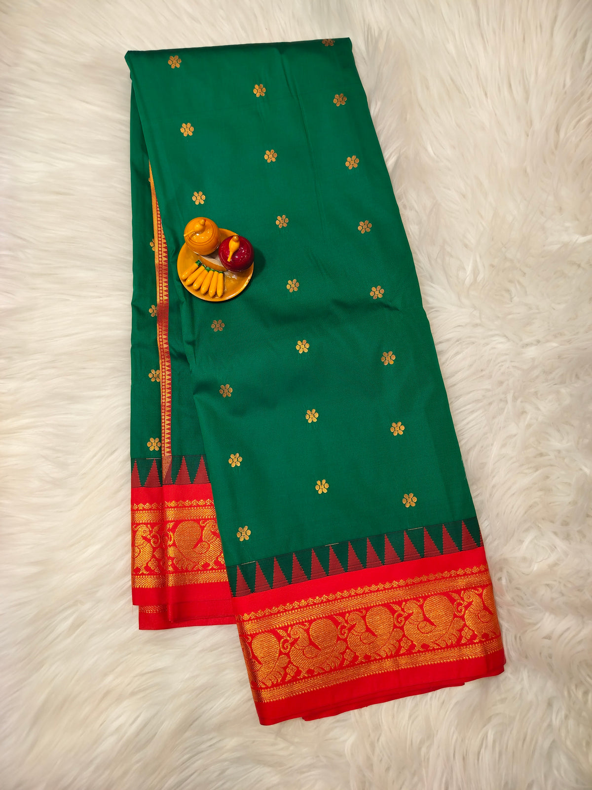 Dasara Vintage Gadwal small boarder