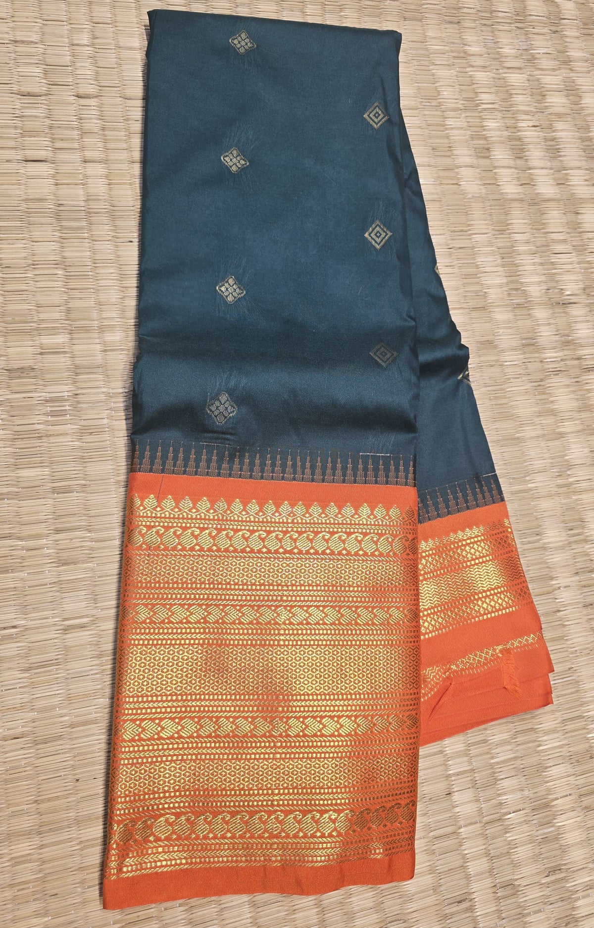Devi Rich gadwal sarees