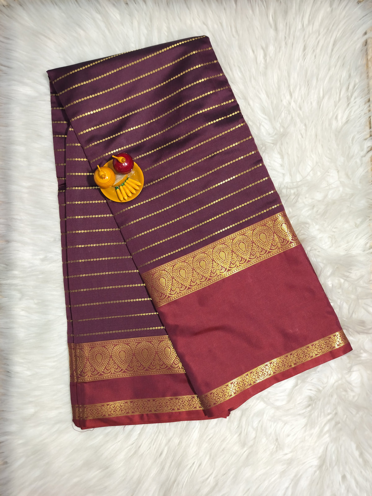 VG10 Brown Vintage Soft-Silk saree