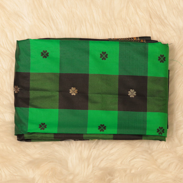 Gadwal Semi Silk - Green Black