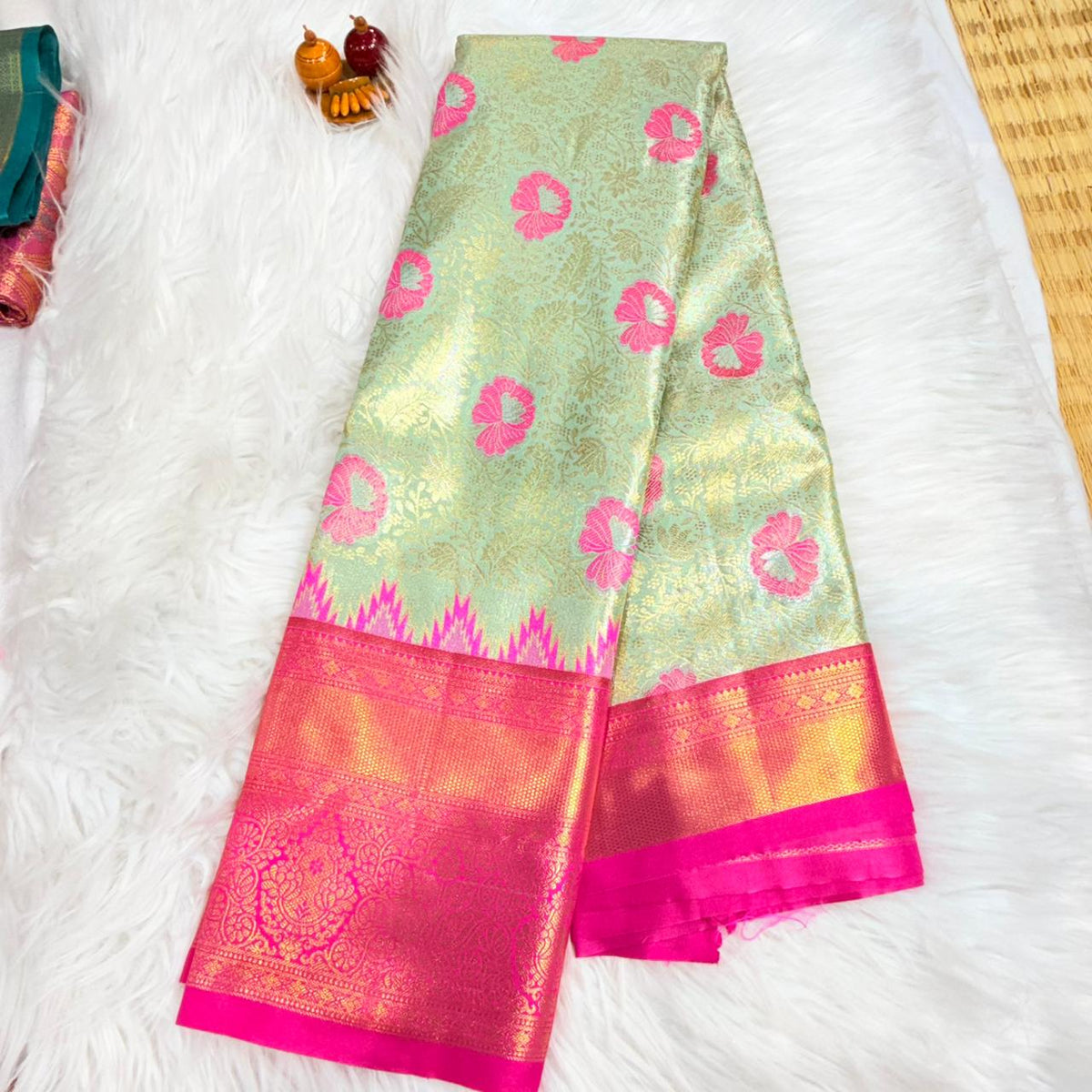 Semi Kanchipattu Saree