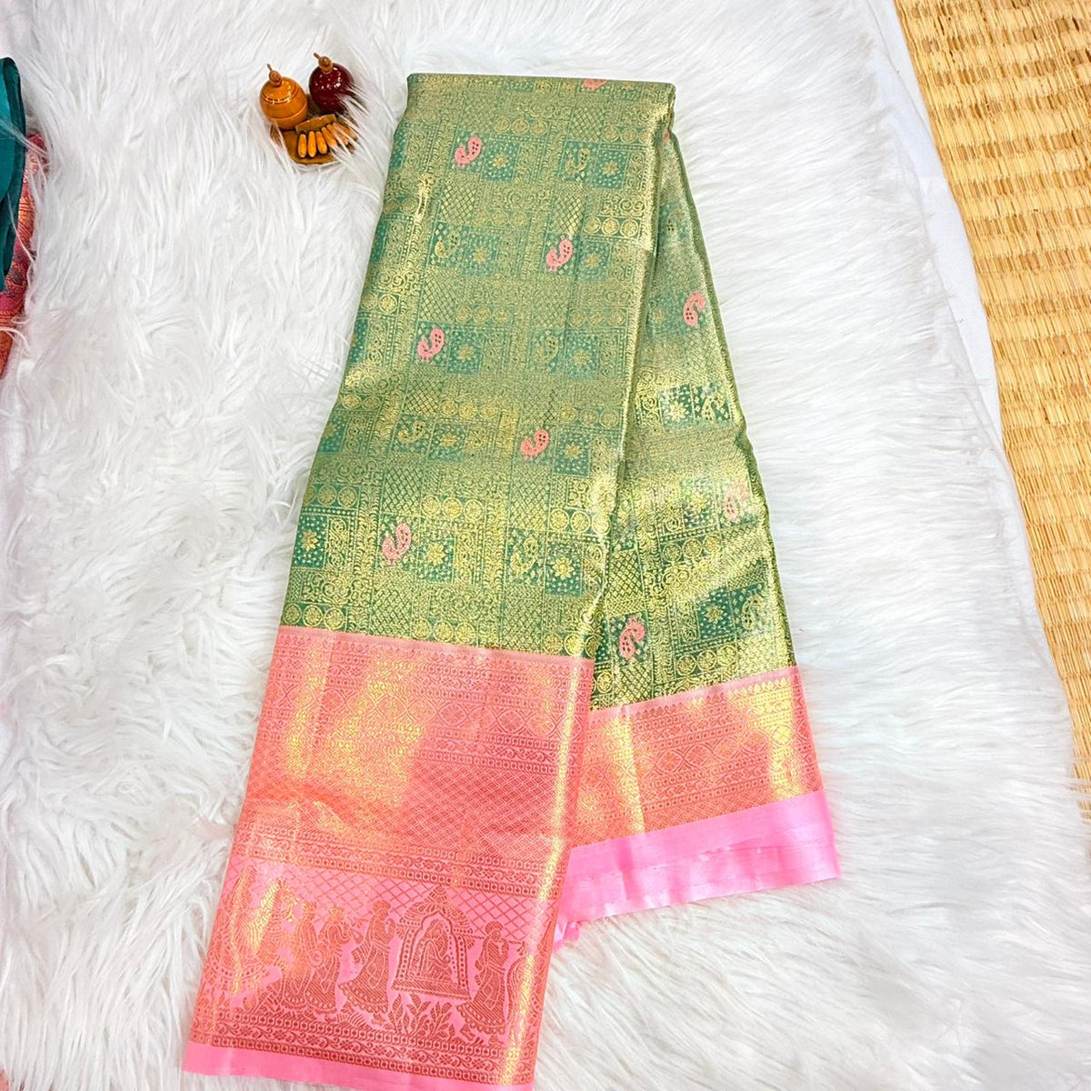 Semi Kanchipattu Saree
