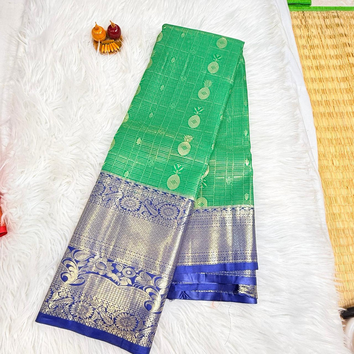 Semi Kanchipattu Saree
