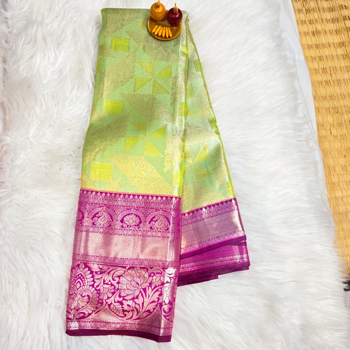 Semi Kanchipattu Saree