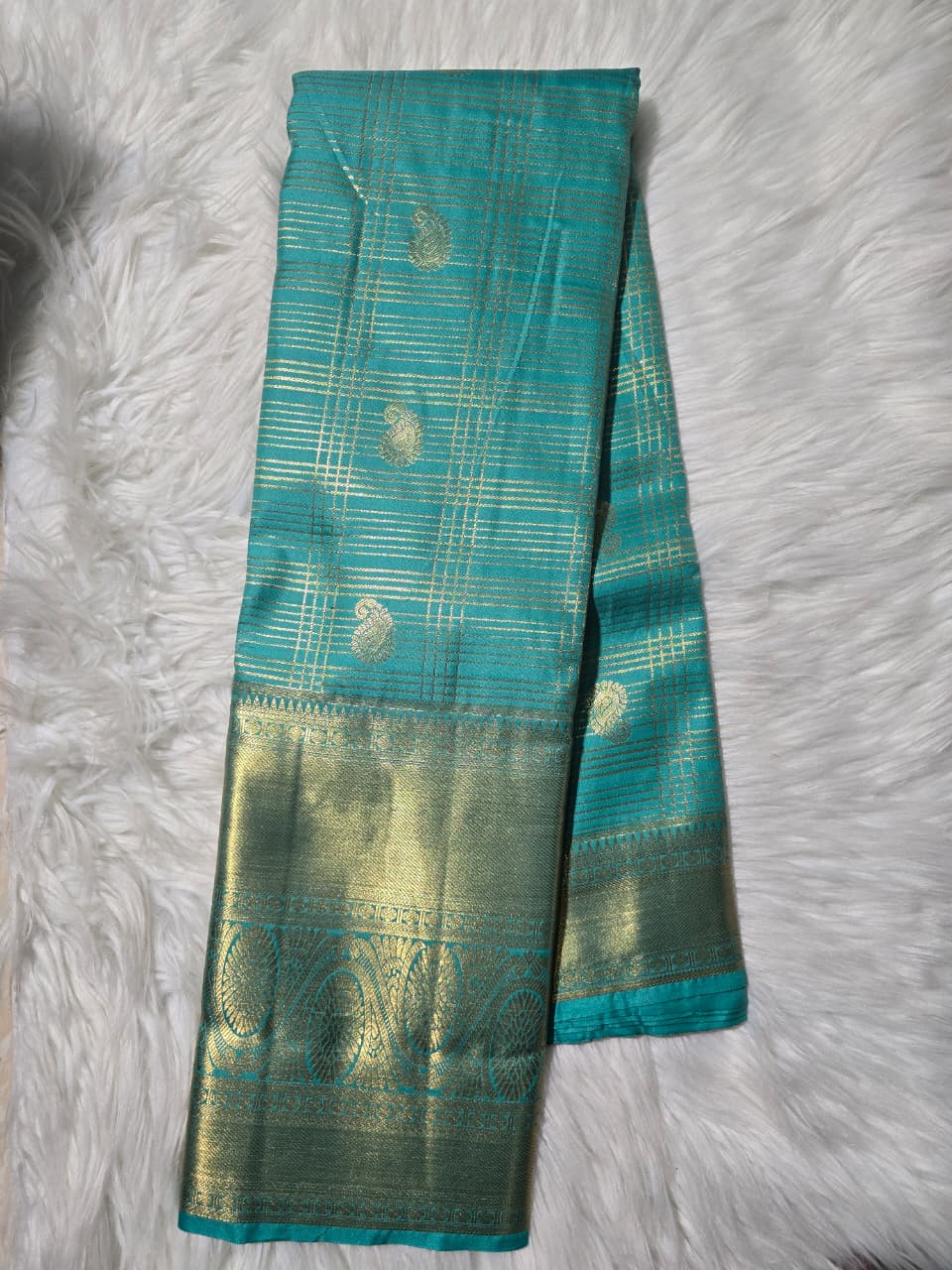 Kanchi Pattu
