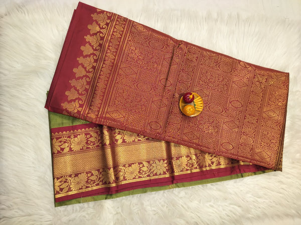 Vintage Light Weight Pattu (Durga)