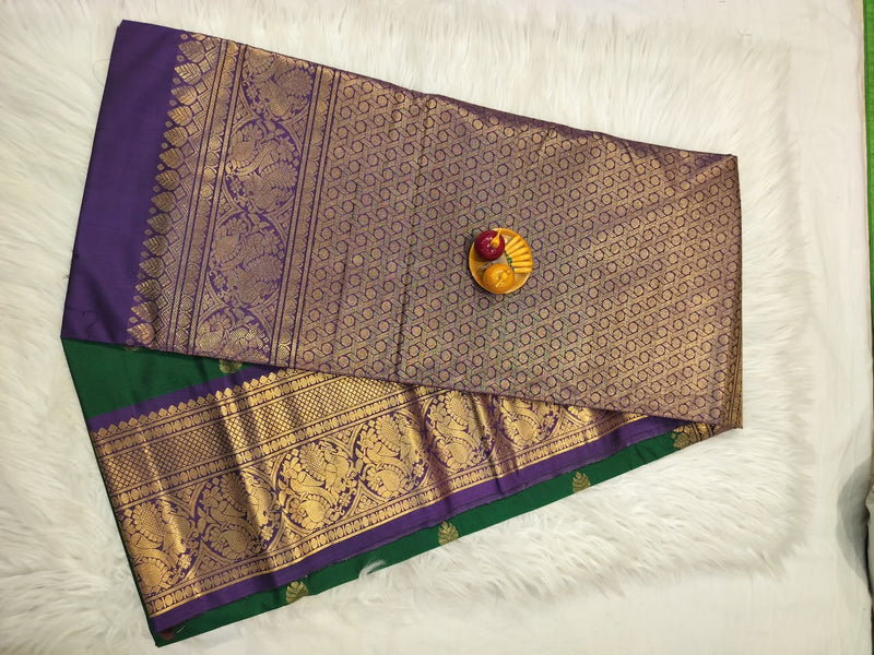 Vintage Light Weight Pattu (Durga)