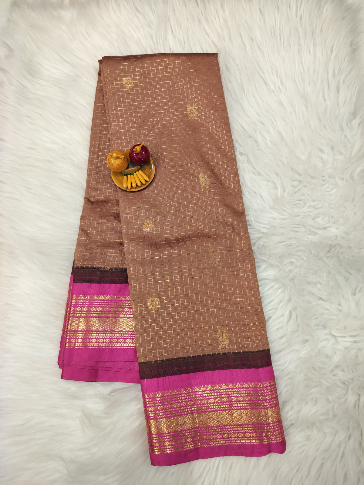 Vintage Gadwals - Durga