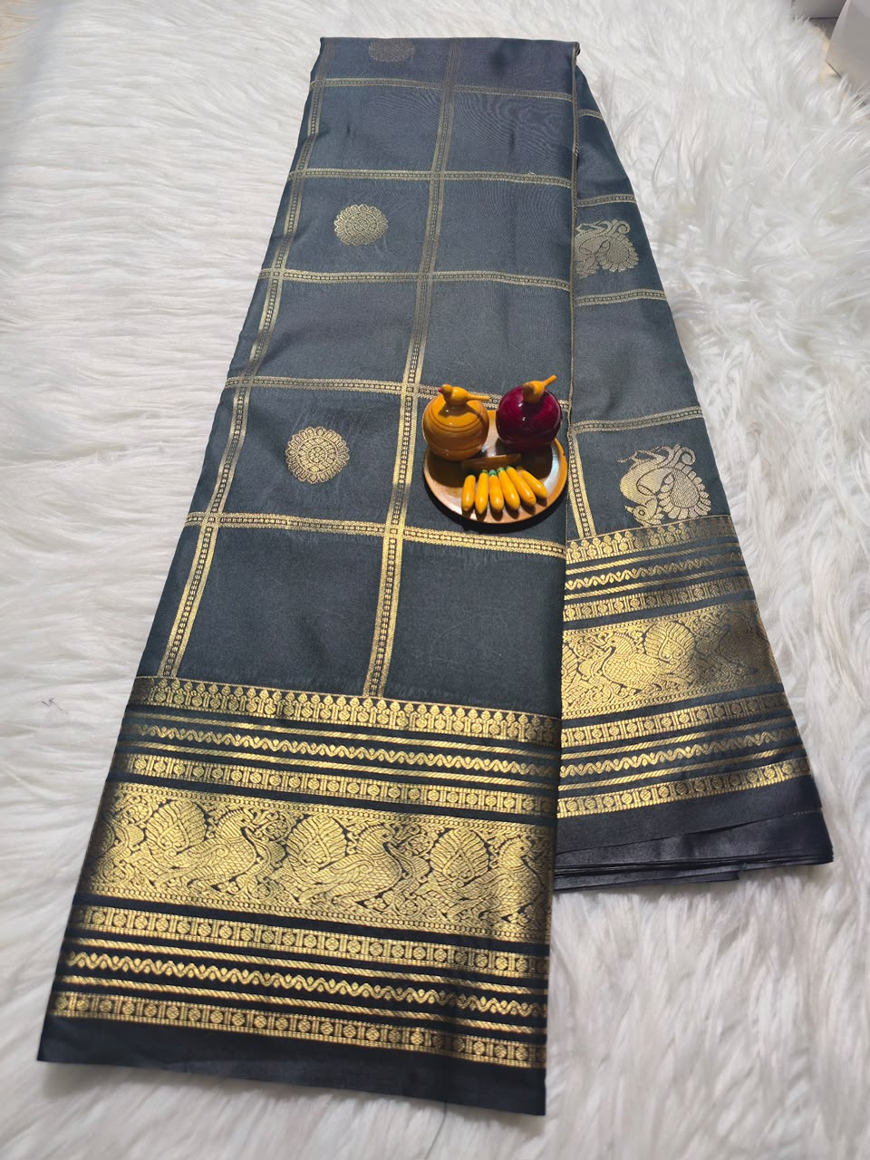 Semi Korvai Kanchipattu - Devi